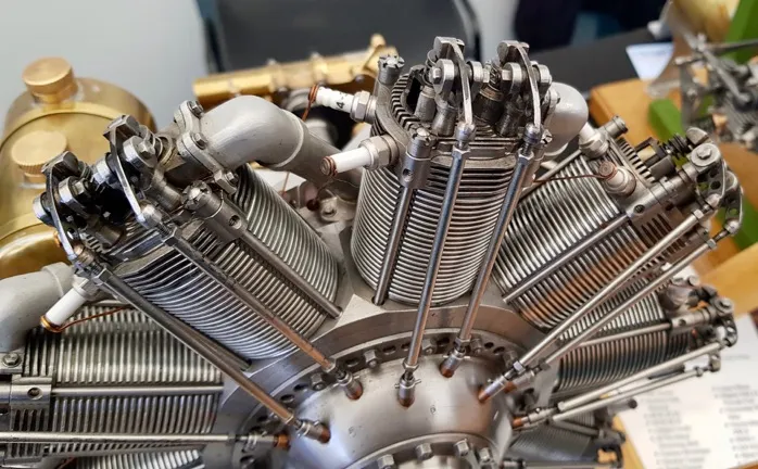 Bentley BR2 Döner motor